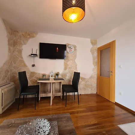 Downtown Bepi * Abbázia