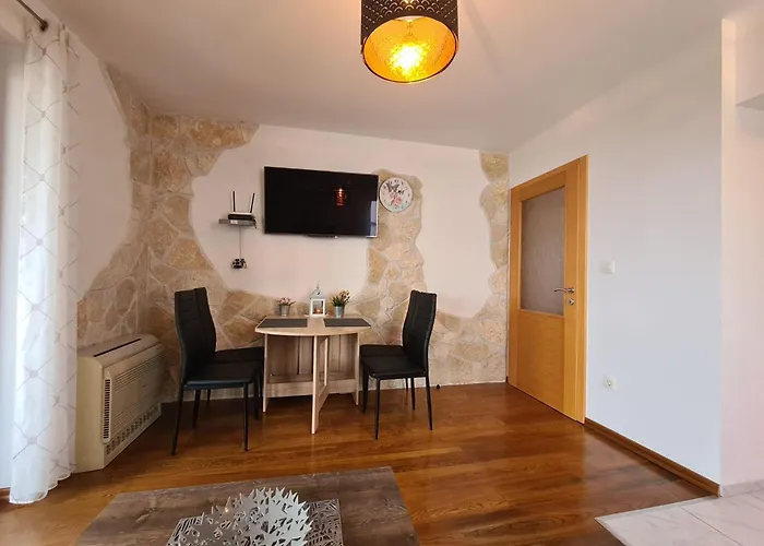 Downtown Bepi * Abbázia