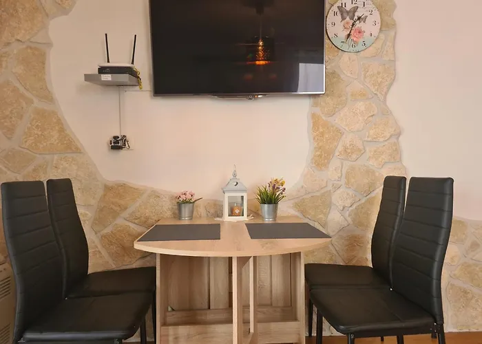 Downtown Bepi Apartment *