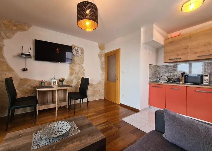 Downtown Bepi Apartment *